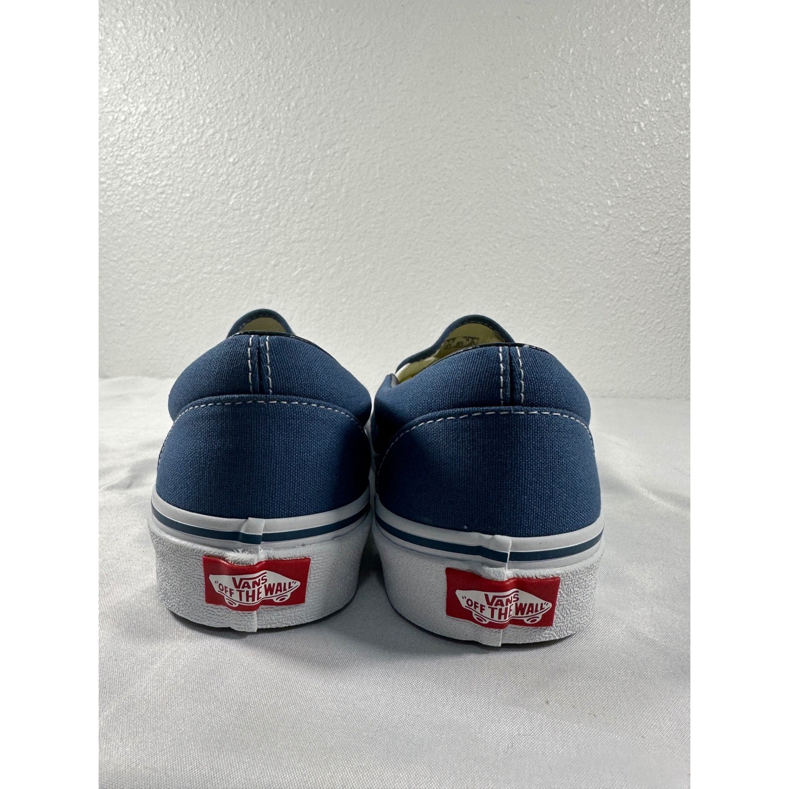 Vans Classic Slip-On Navy Blue Canvas Skate Shoes VN000EYENVY Mens 7 Womens 8.5 thumbnail 4