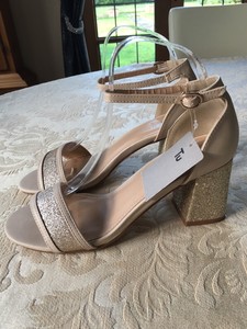 nude square heel