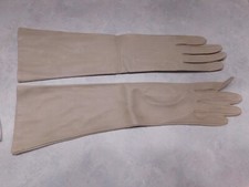 DESIGNER LADIES BEIGE LEATHER DRESS GLOVES UNLINED SIZE 6