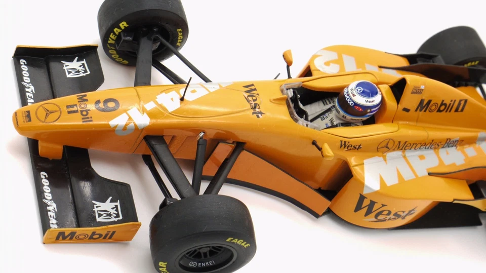 COCHE DE PRUEBA MINICHAMPS WEST MCLAREN MERCEDES MP4/12 M HAKKINEN 1997 ESCALA 1-18 F1 Foto 3 de 4
