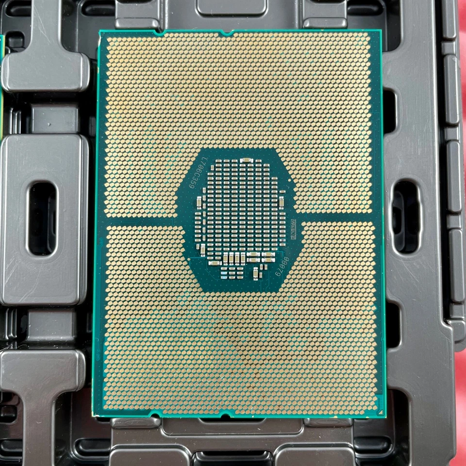 SR3M8 Intel Xeon Platinum 8165 24-Core 2.30GHz 33MB 205W LGA3647 CPU Processor - Image 4 of 4