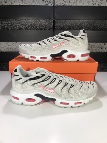 New Nike Air Max Plus Light Bone 030 Light Bone White Black Men S 10 5 Ebay New Nike Air Max Plus Light Bone 030 Light Bone White Black Men S 10 5 Ebay