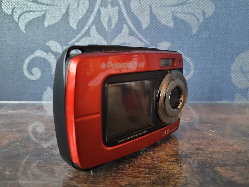 Polaroid Digital Camera iF045 14.0MP Underwater Selfie Screen Red Tested - Image 2 of 4