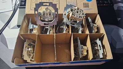 Busch-Jaeger Schuko Steckdose Typ 20 | Ohne Abdeckung | Je 10 Stück | Neuwertig