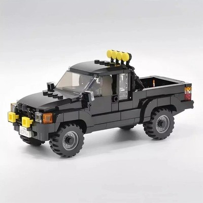 MOC LEGO Car：Toyota pickup truck back to the future