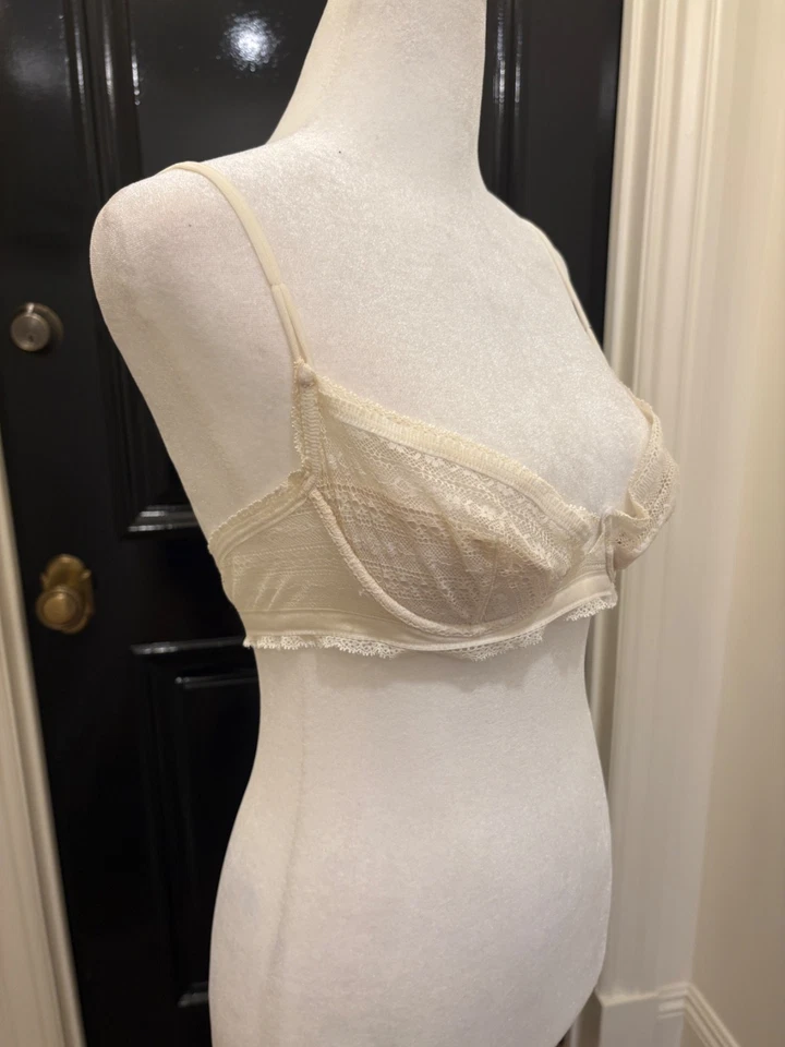 Sutiã La Perla Balonette Push Up Demi Underwire Tamanho 36B Marfim Creme Renda - Imagem 2 de 4