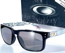 Oakley HOLBROOK INTROSPECT Black POLARIZED PRIZM Black Lens Sunglass 9102-Y7