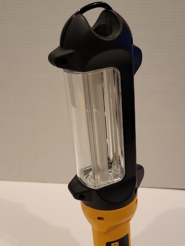 DeWalt DC528 14.4/12V Fluorescent Area Light - Tool Only - Picture 11 of 15