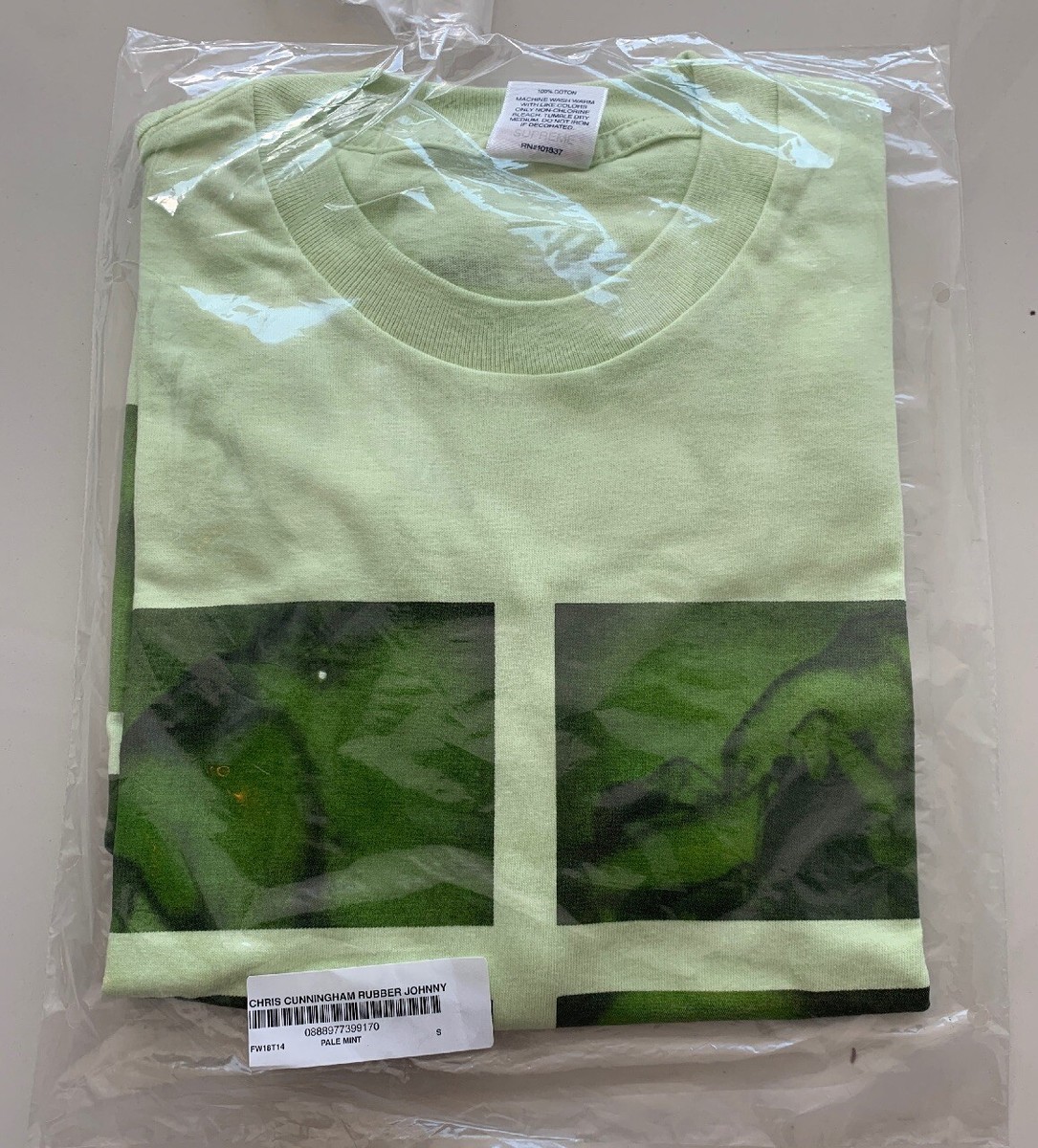 Supreme FW18 Chris Cunningham Rubber Johnny Tee Pale Mint Size