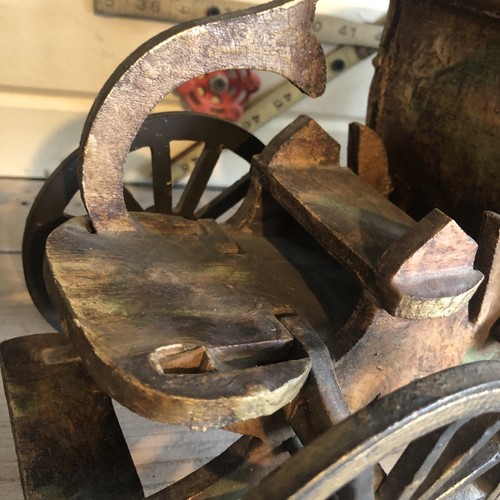 Seltene antike Holzkutsche 1800er braun mit grün getönten Metallrädern - Bild 19 von 19