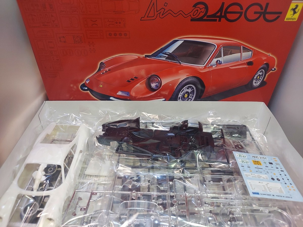 FERRARI DINO 246 GT 1/24 scale Plastic Model Kit FUJIMI From
