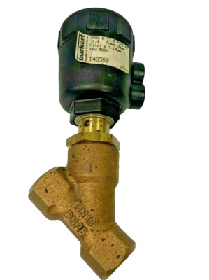 Burkert Type 2002 140369 2-Way Normally Open Pneumatic Angle Seat Valve G1/2