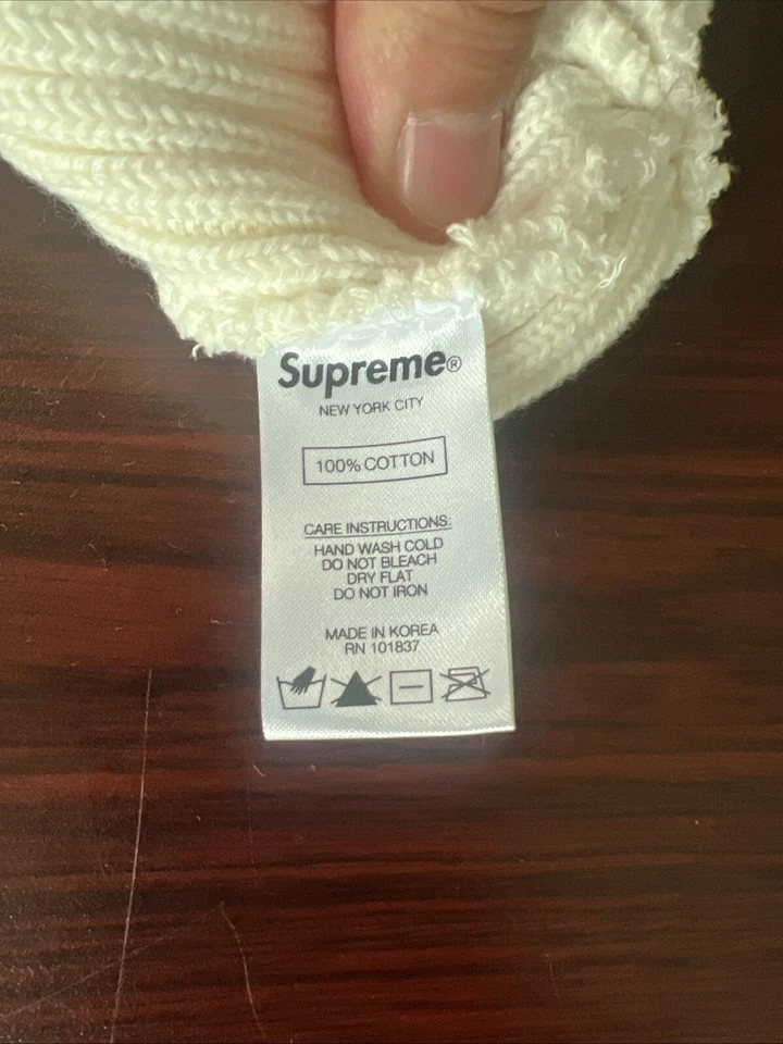 Supreme White Beanie - Image 4 of 4