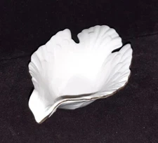 LENOX Dove Collection Open Candy Dish 22K Gold Trim Bone China Christmas
