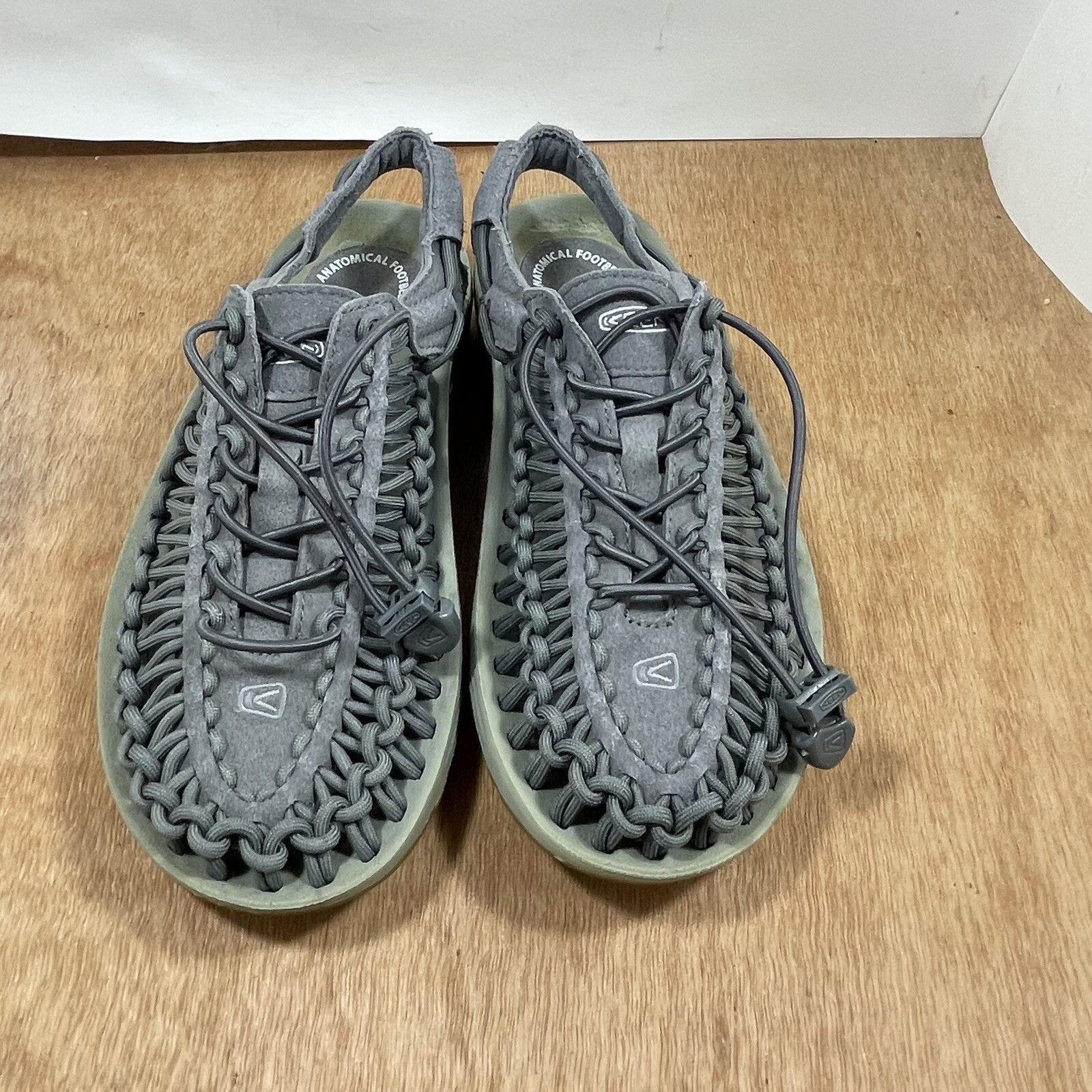 Sandali Keen Uneek da uomo taglia 7 grigi in corda elastica escursionismo acqua slingback