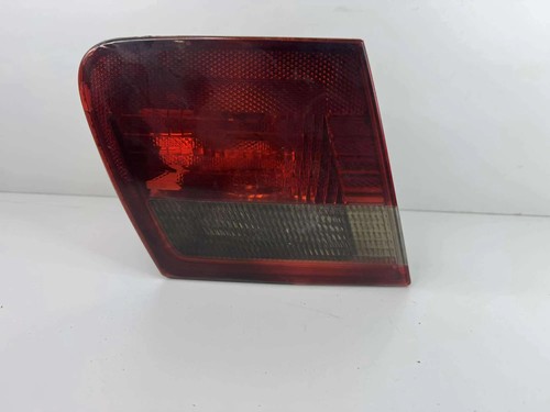 BMW 3 Touring E46 Heckklappenleuchte links 8368759 2.00 Diesel 110kw 33184972