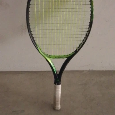 Yonex Ezone 100