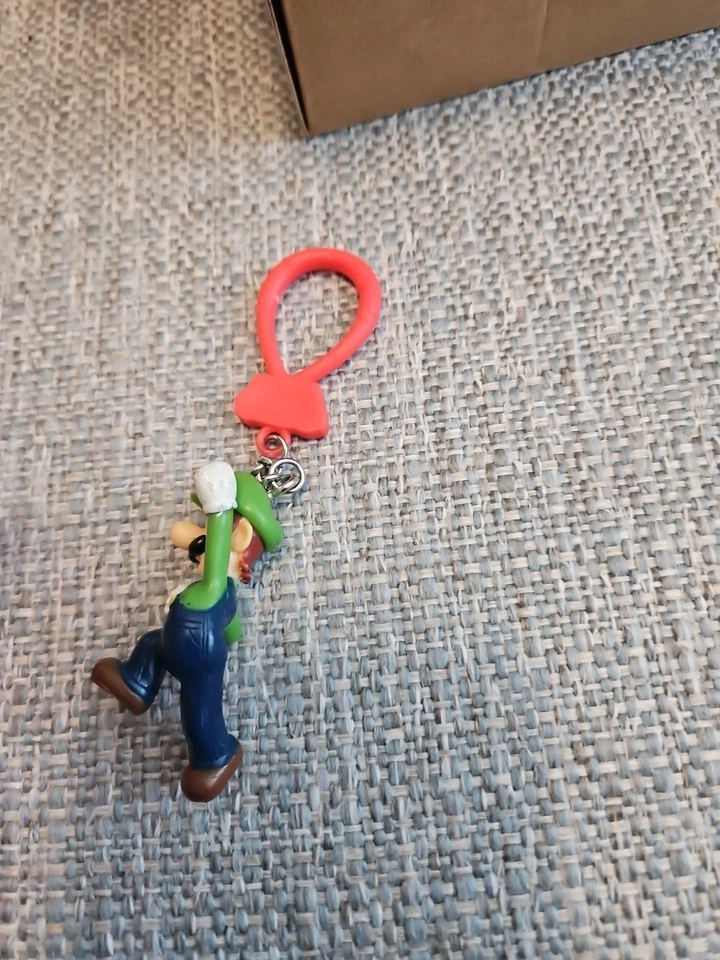 Коллекционная фигурка Nintendo Luigi Super Mario Bros. рюкзак Buddy брелоки - Изображение 3 из 4