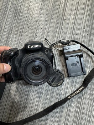 Canon PowerShot SX60HS 16.1MP Bridge Camera See Condition Read *