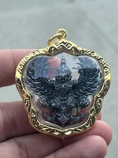 Phaya Krut Bird Thai Amulet Charm Luck Protection (Case's color Faded)