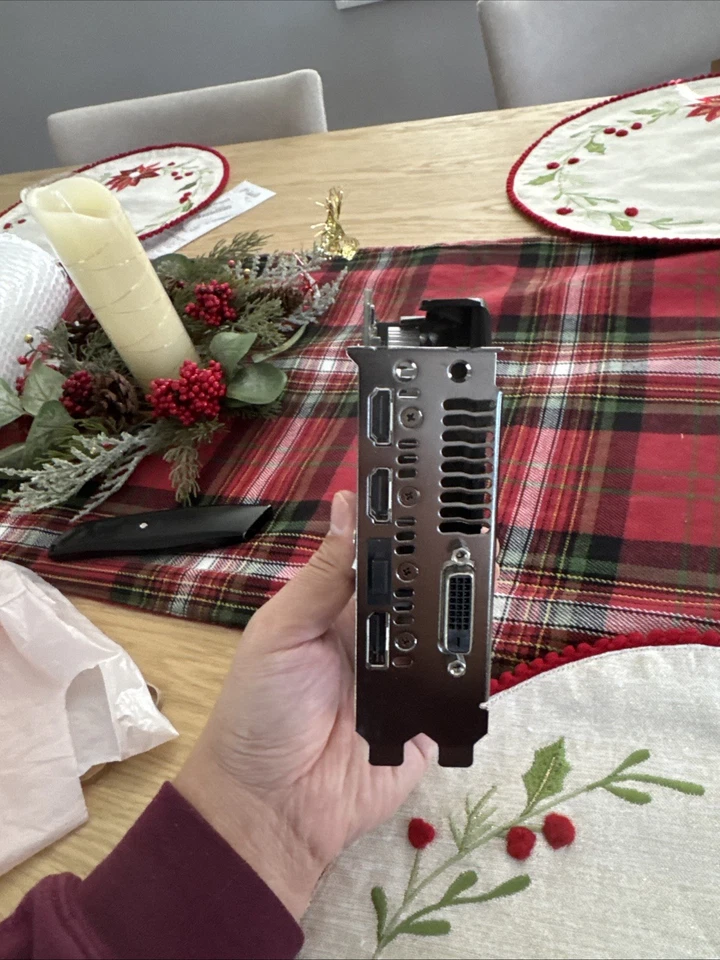 ASUS NVIDIA GeForce GTX 1060 3GB GDDR5 Graphics Card (PH-GTX1060-3G) - Image 3 of 3