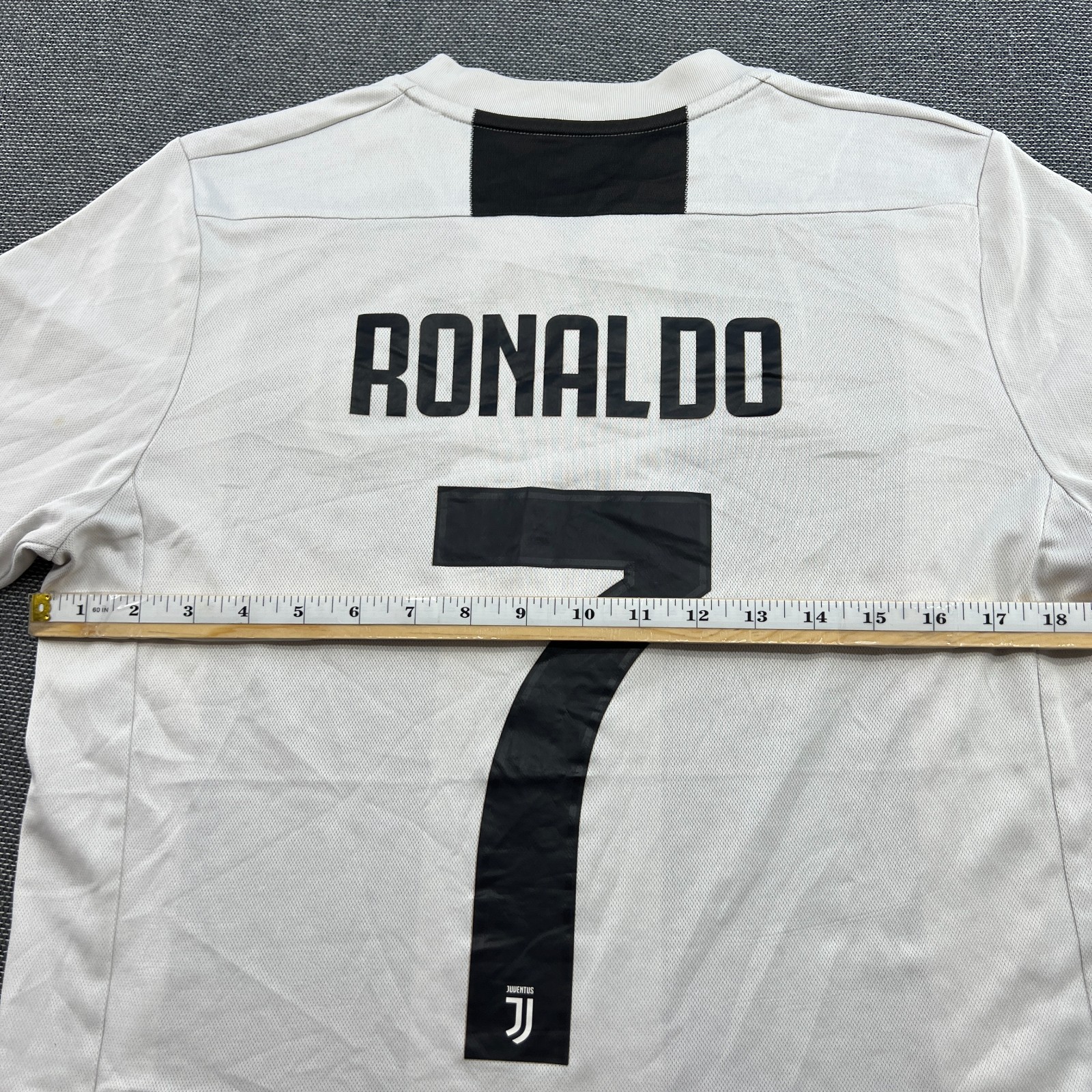 Juventus 2018 2019 Home Ronaldo Football Jersey Youth XL 13-15YRS Teen Adidas image 8