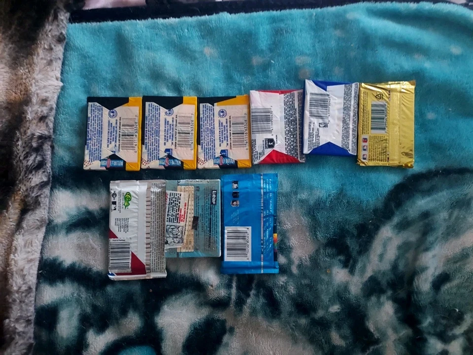 1993 Assorted Unopened Baseball/Basketball packs - Image 2 of 2