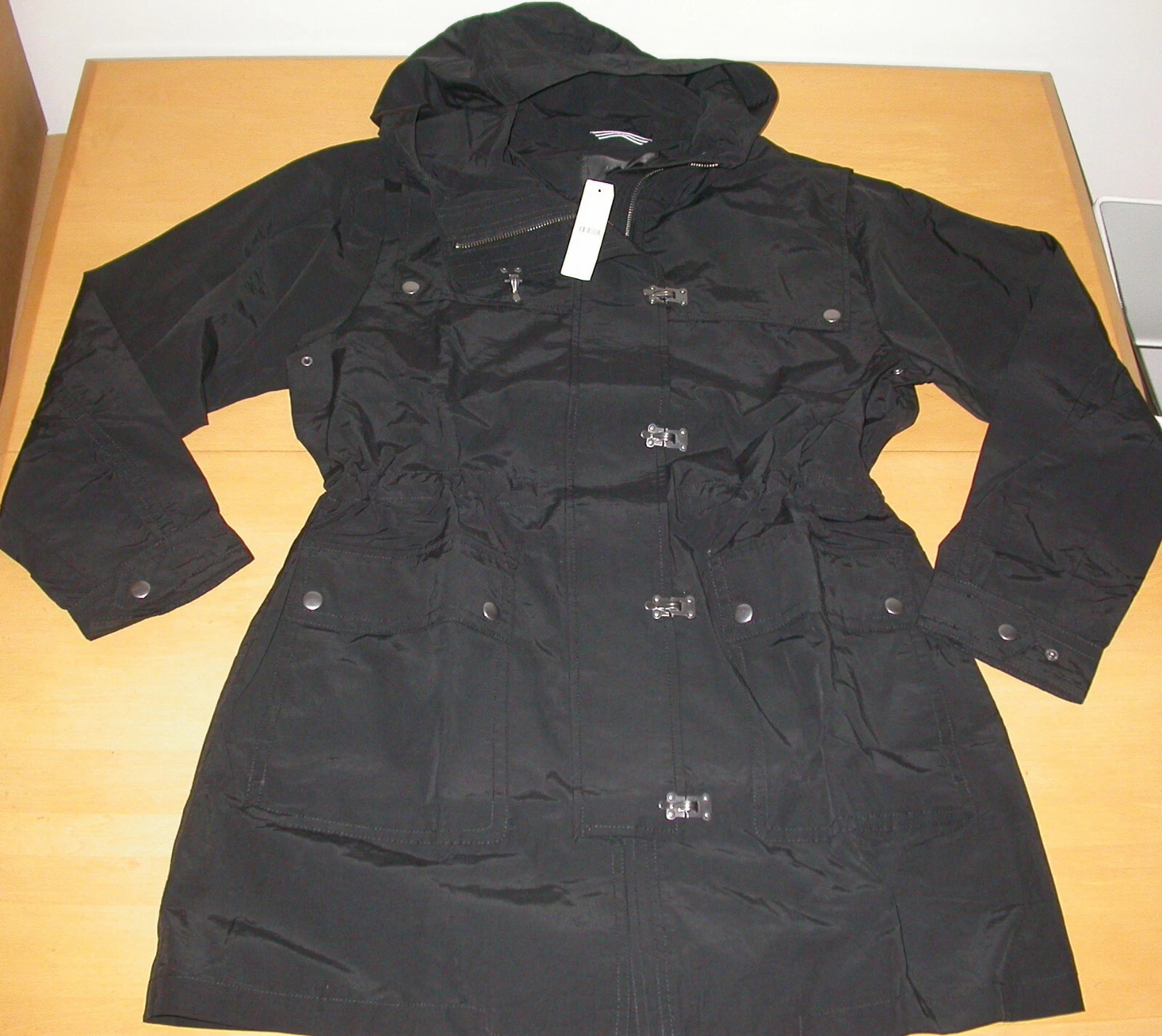 NWT J. Crew Lightweight Utility Jacket Rain Coat Black Womens Sz M
Opens in a new window or tab