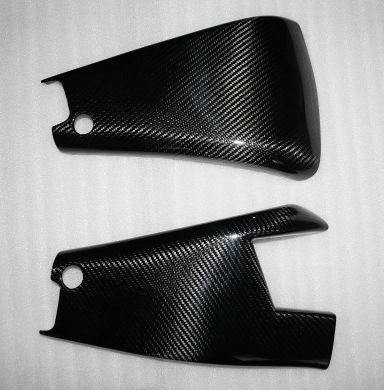 Protection bras oscillant Yamaha R1 en carbone pur pour moto de course