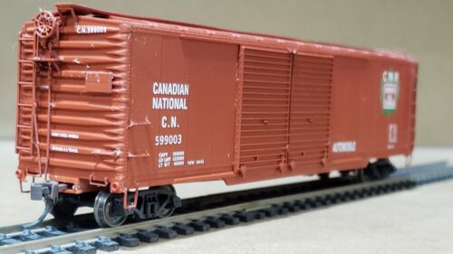 Life-Like P2K - HO Canadian National (CN) 50' Double Door Auto Box Car #599003 - Picture 2 of 15
