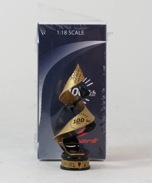 MODELLINO SCALA 1:18 SPARK TROFEO WINNER 24H LE MANS 2023 100TH ANNIVERSARIO NEW - Immagine 3 di 4