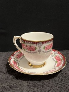 Vintage Demitasse Roslyn Buckingham Pattern Cup & Saucer Gold Trim Bone China