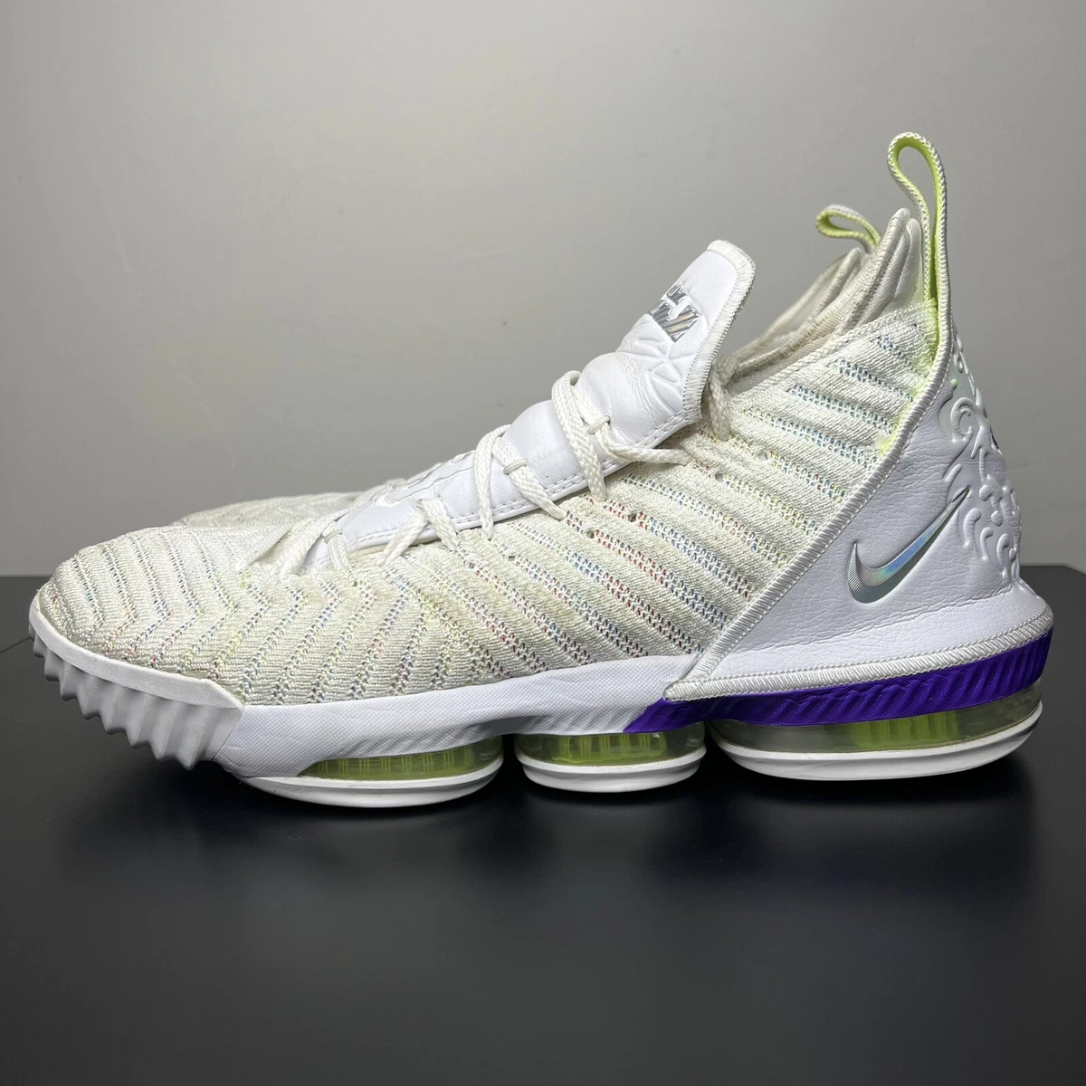 Size 5.5 - Nike LeBron 16 Buzz Lightyear 2019 Nike LeBron 16 Buzz Lightyear | eBay main image 2