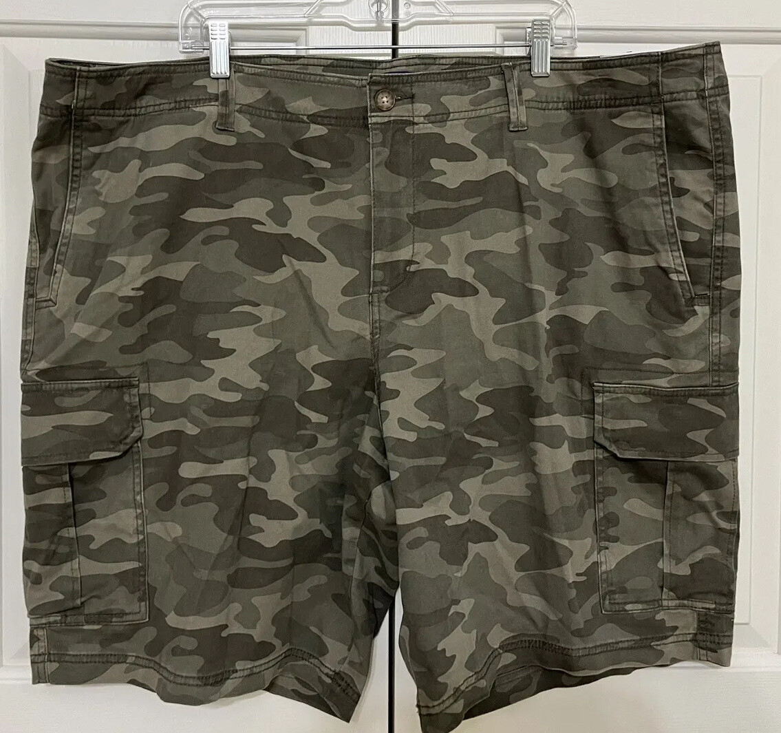 NWT George size 46 green camo at the knee stretch cargo shorts mens