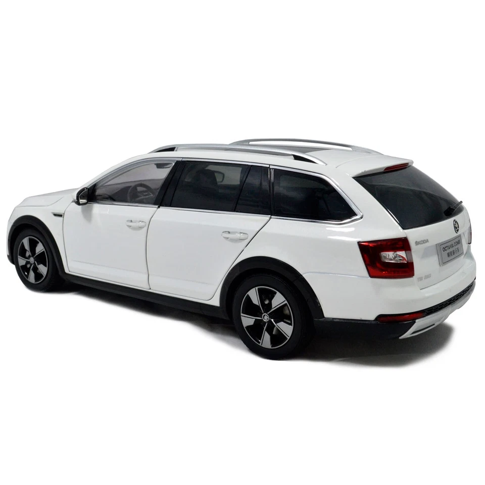 1:18 Skoda Octavia Combi 2017 White SUV Diecast Miniature Model Metal Car Gifts - Image 3 of 4