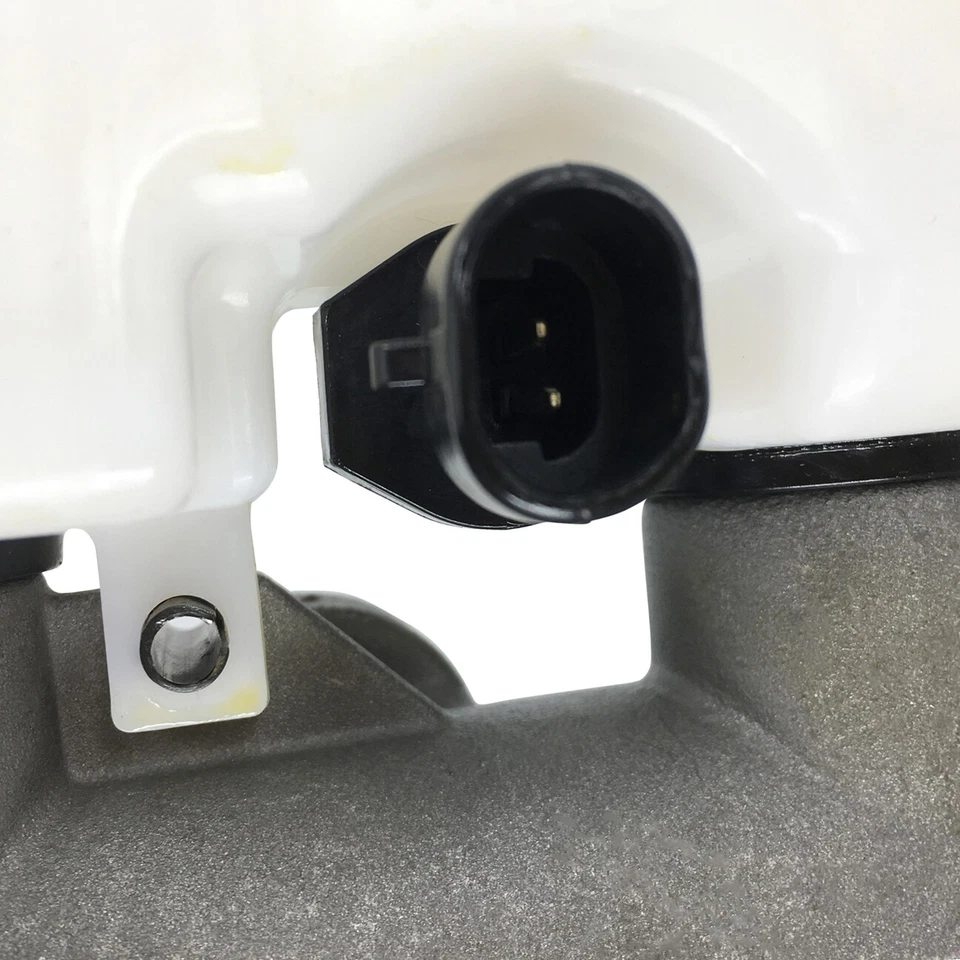 Cilindro maestro de freno para Chrysler Plymouth Voyager Dodge Caravan 1996-2000 3,0 L Foto 2 de 4