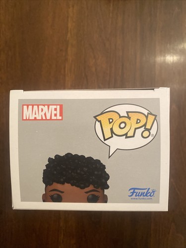 Funko POP! Marvel Black Panther Shuri Funko Shop 1103 - Imagen 2 de 6