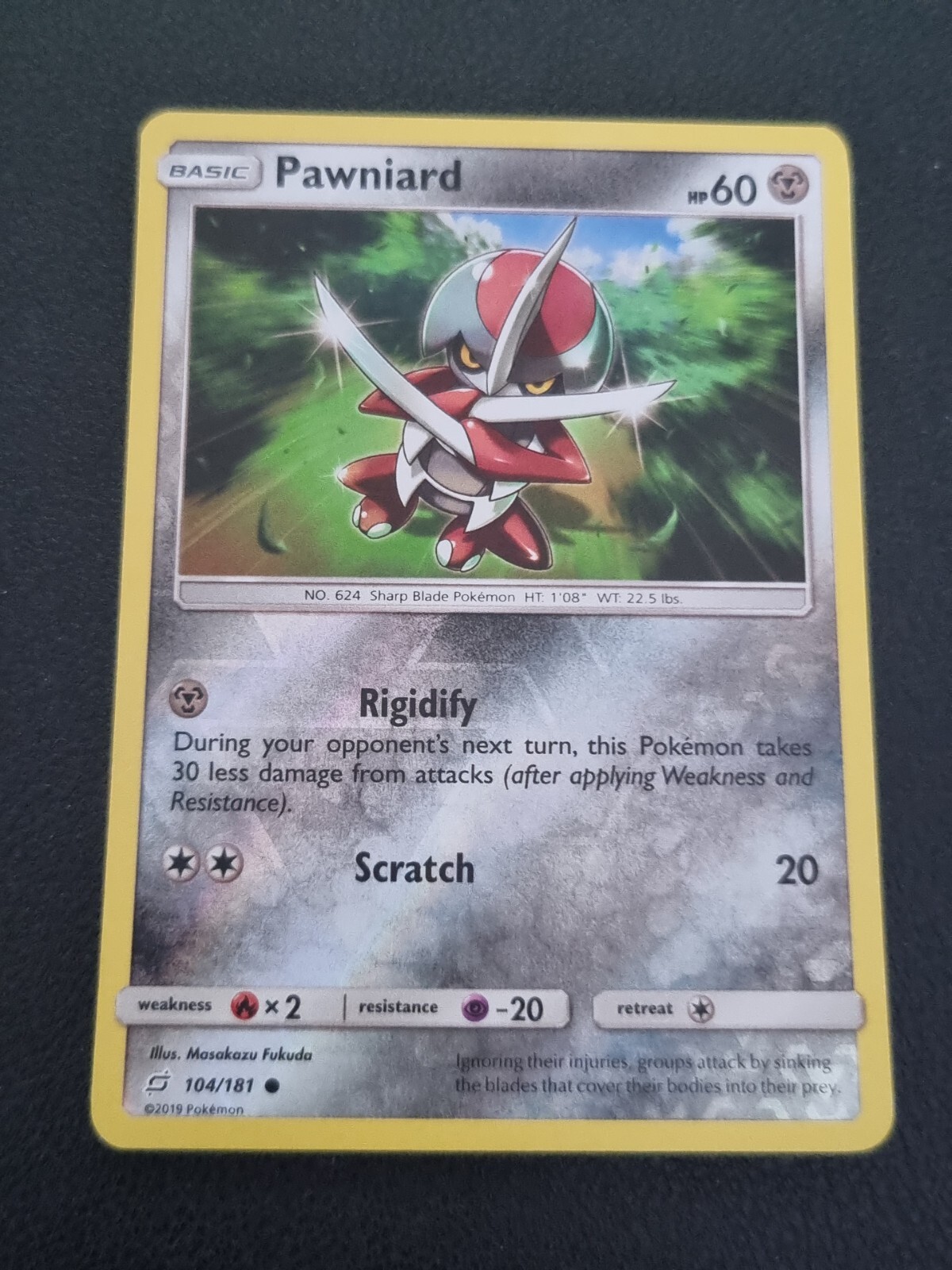 REVERSE HOLO Pokemon Card Sun & Moon Team Up TCG Card Pawniard 104/181