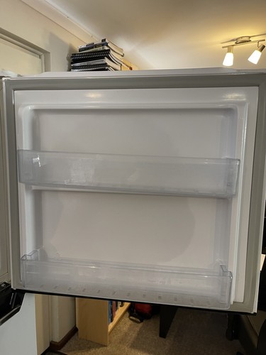 Top White Mount Fridge - Picture 6 of 10