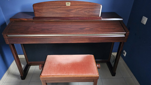 Piano droit numérique YAMAHA Clavinova CLP-170 avec siège - Afbeelding 1 van 3