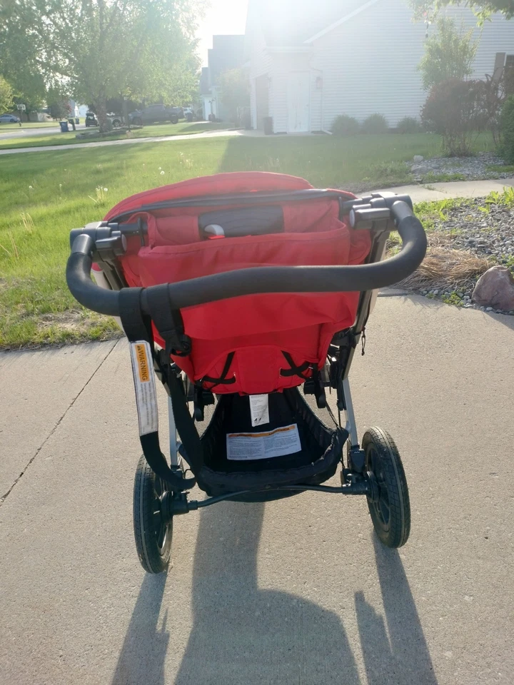 Cochecito Chicco Activ3 Sistema de Viaje para Correr + Asiento de Coche + Base Snapdragon  Foto 4 de 4