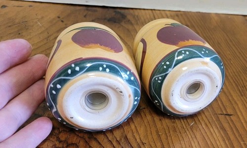 Salero y pimentero de manzana vintage 3 1/2" X 2 1/2" - Imagen 3 de 3