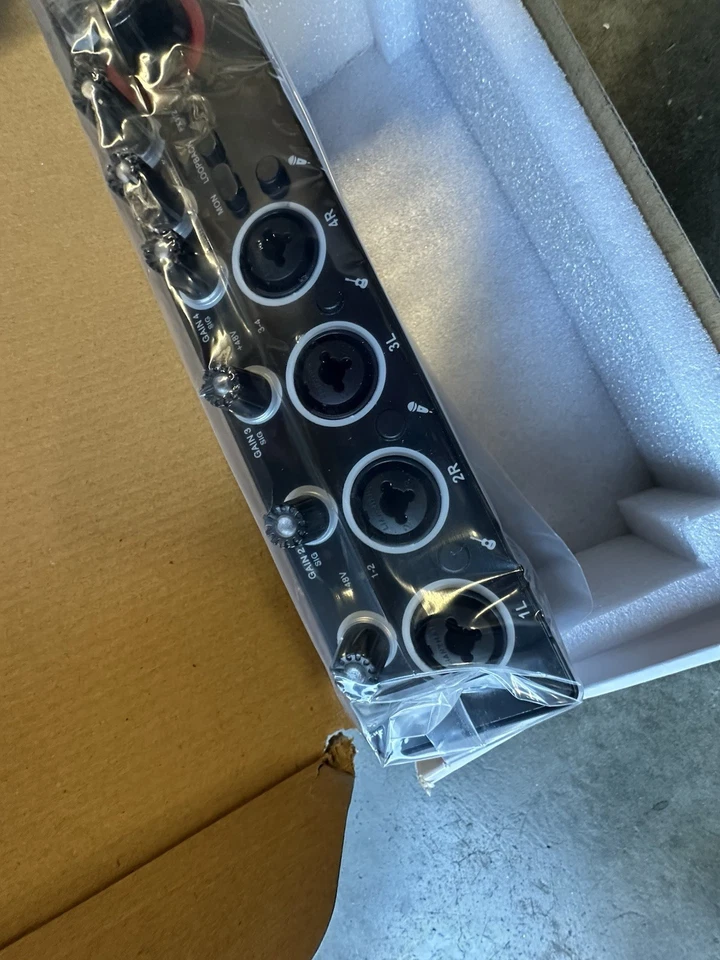 XTUGA 4 Channel Mono - 4 Channel Stereo Audio 4 mic recording sound card  - Image 4 of 4