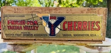 Antique (1928 Date) Label BIG Y Crate Yakima Fruit Growers Frigid Pak Cherries