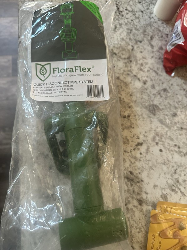 Flora Flex quick disconnect pipe system 3/4' T/fitting