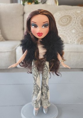 MGA Bratz 2008 Fashion Runway Meygan Brats Brat Doll Brunette RARE!