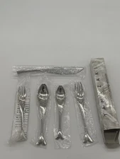 New in Box YAMAZAKI Japan Gone Fishin' 5 pc Placesetting Gone Fishing Stainless