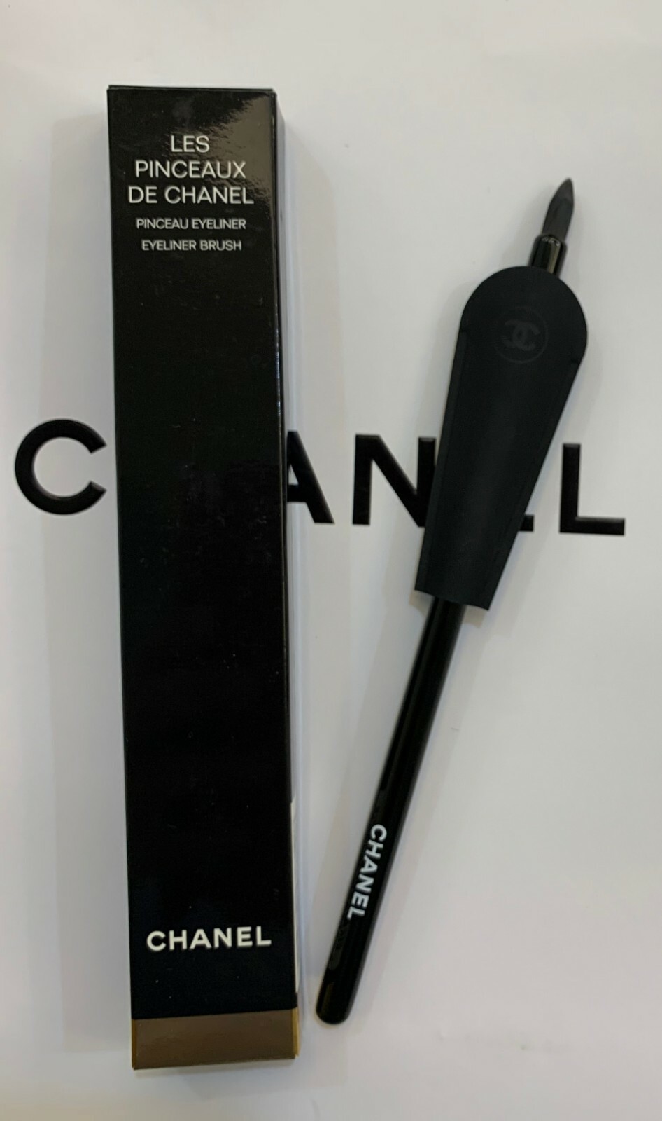 LES PINCEAUX DE CHANEL Eyeliner Brush