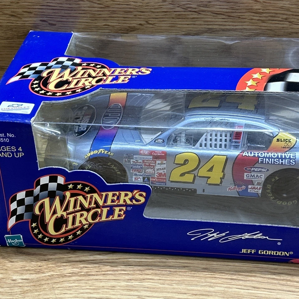 NASCAR Winners Circle Jeff Gordon 24 Dupont 2000 plata 2000 1:24 Foto 2 de 4