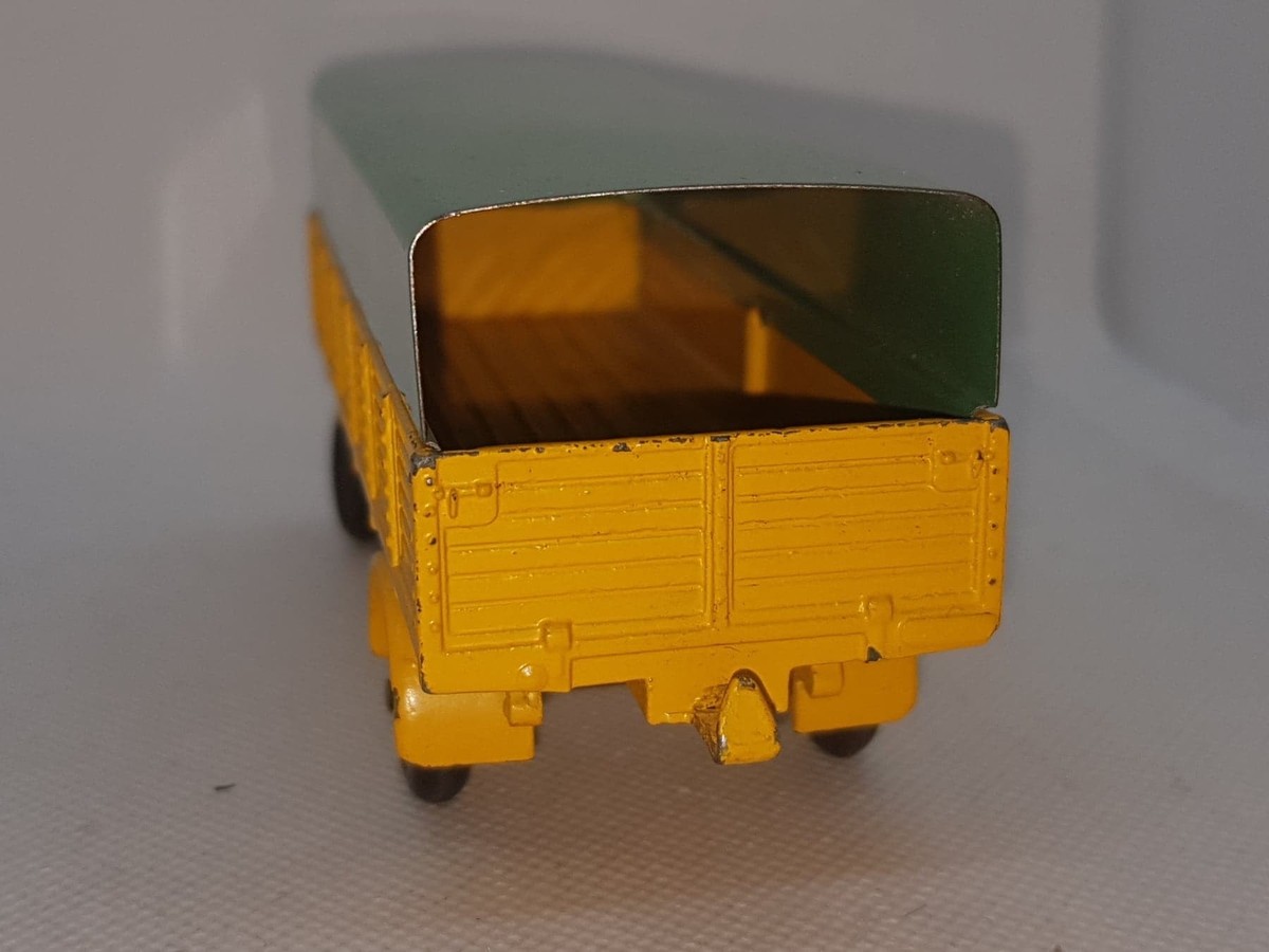 Dinky Toys - 1:43 - ref. 70 Remorque Bachee - Fabriqué en